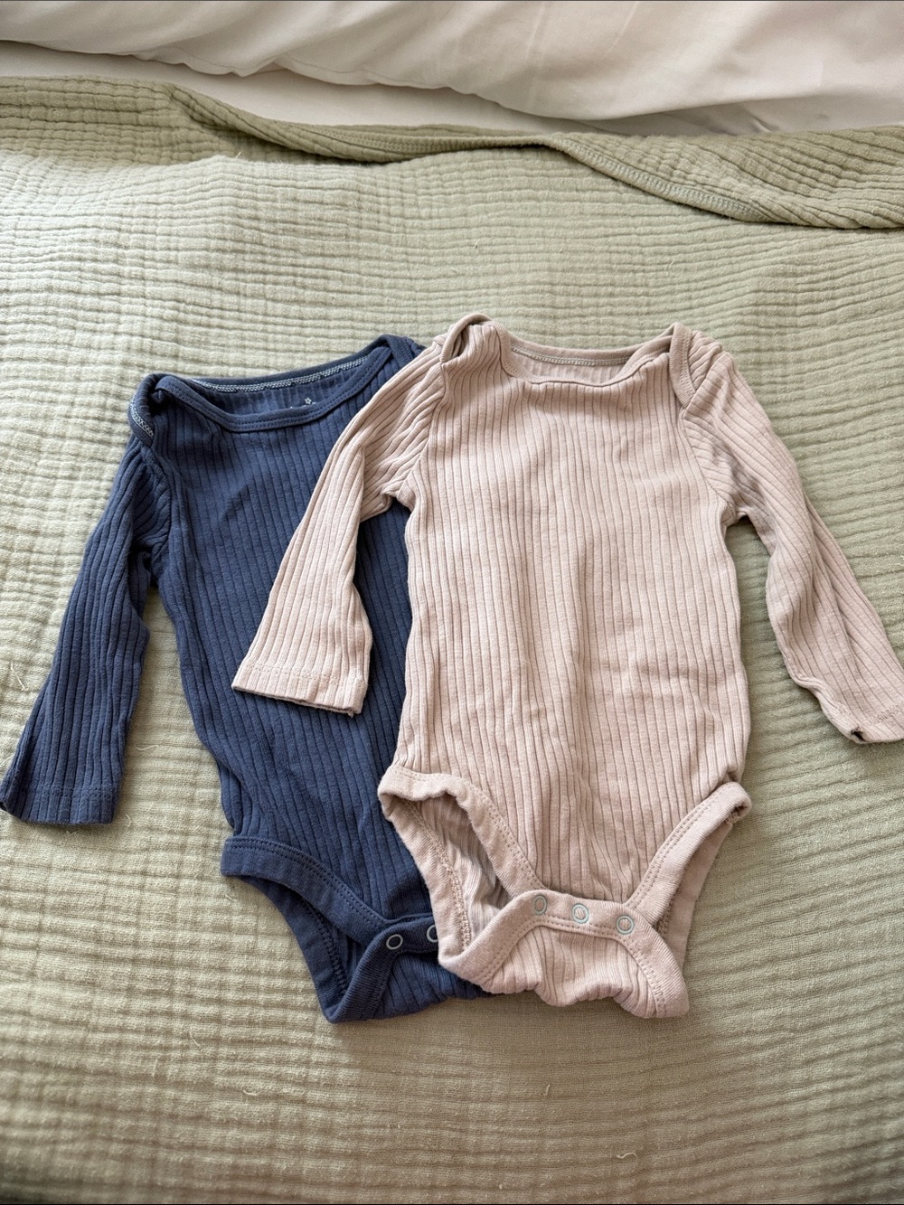 Long-Sleeve Ribbed Baby One-Piece Bodysuit - Blue & Tan